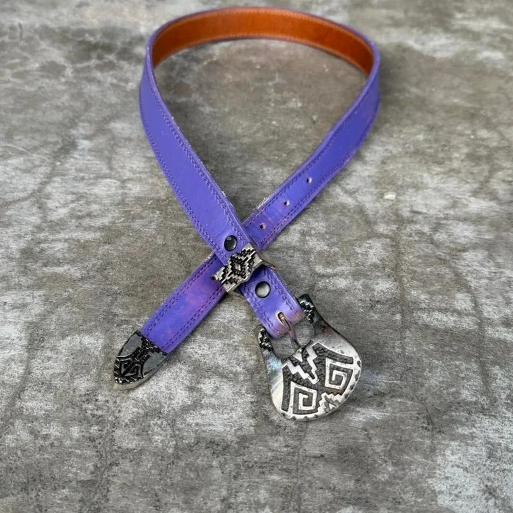 Vintage 90's Nacona genuine leather metal tip western belt purple silver 28